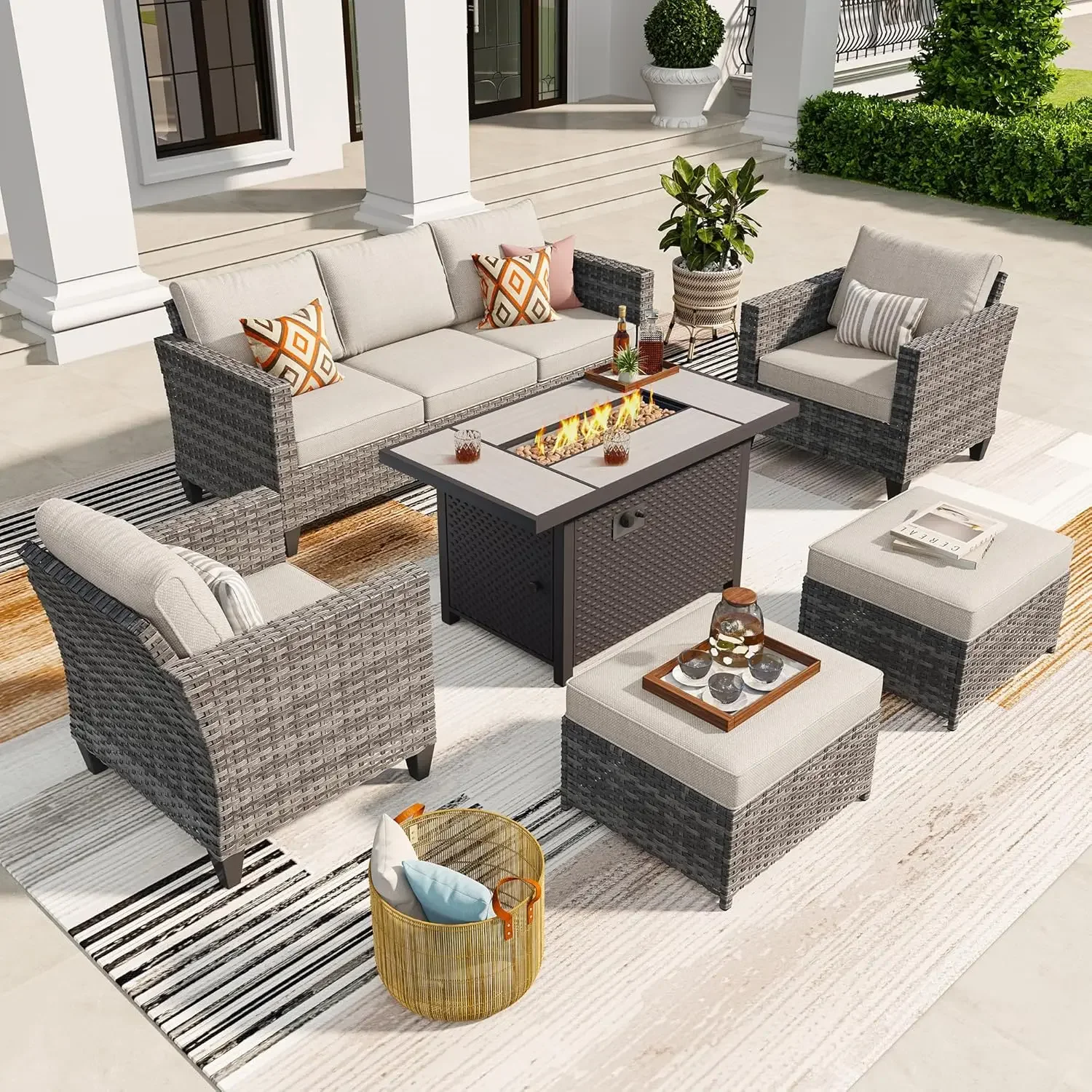 Outdoor Furniture With Fire Pit Table - ชุดเฟอร์นิเจอร์ลานพร้อมโต๊ะไฟ, โซฟาหวายกลางแจ้งพร้อมเบาะนั่งสบาย, หวายหลังสูงสำหรับสวนหลังบ้าน
