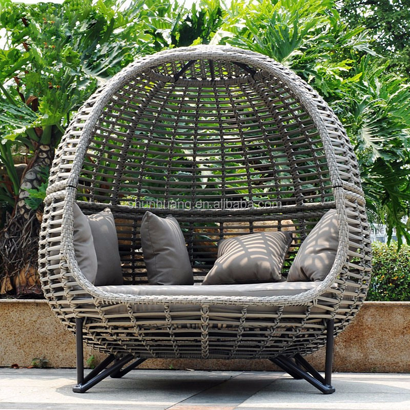 เตียงนอนกลางแจ้งแบบมีหลังคาสไต - Outdoor Daybed Furniture บทวิจารณ์และราคา
