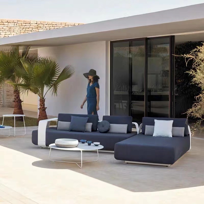 ชุดโซฟาแบบสั่งทำพิเศษสำหรับกลา - Outdoor Furniture Europe บทวิจารณ์และราคา